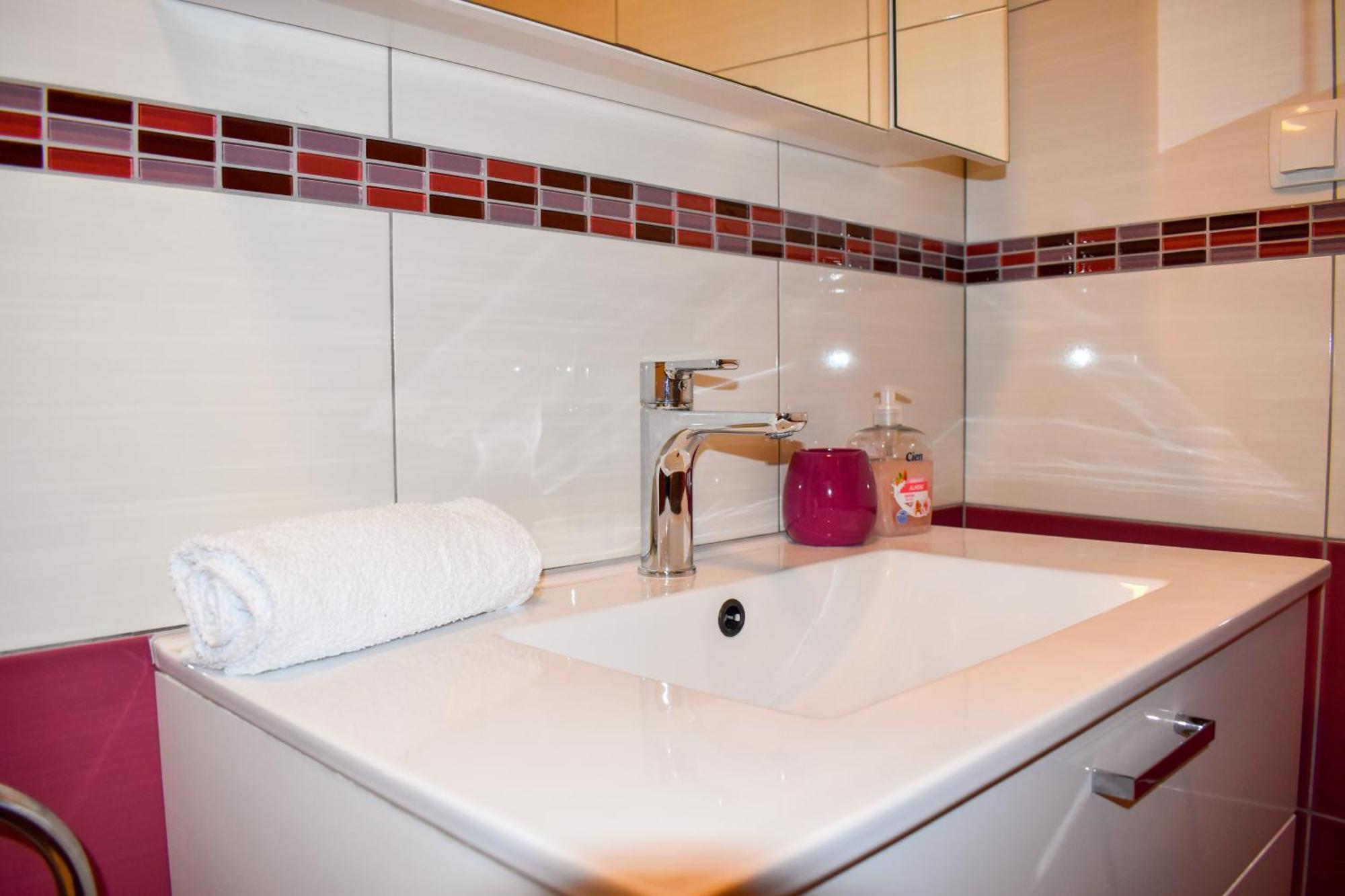 Apartmani Amra Novi Vinodolski Ngoại thất bức ảnh