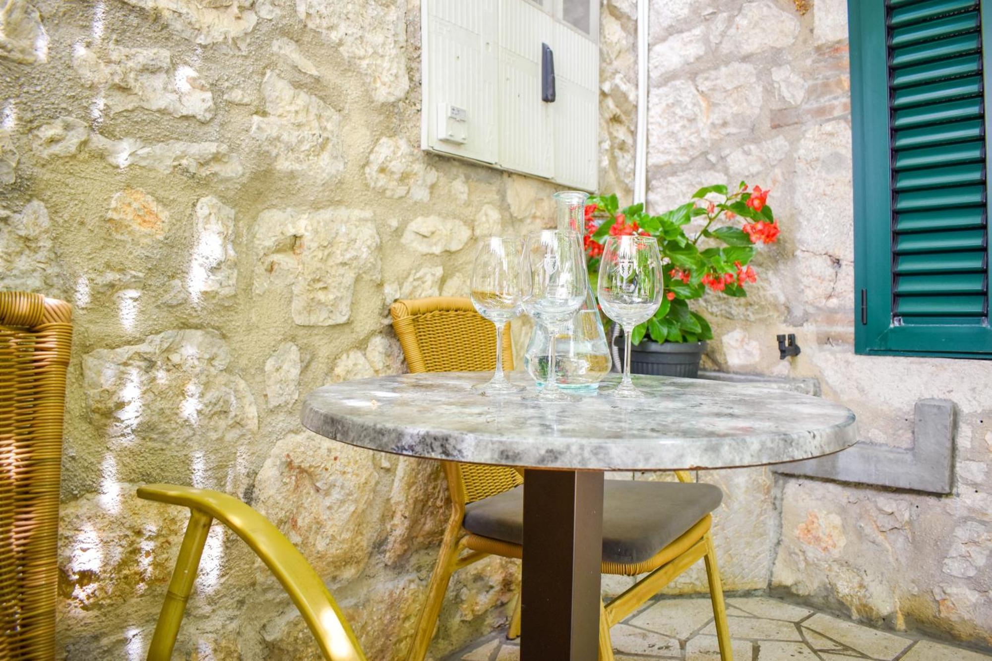 Apartmani Amra Novi Vinodolski Ngoại thất bức ảnh
