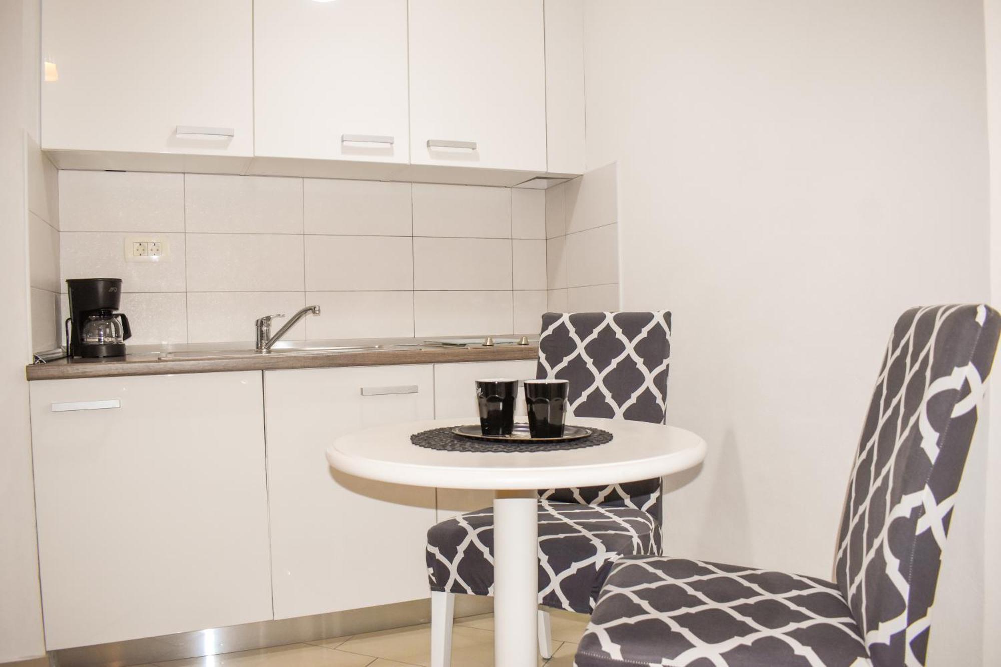 Apartmani Amra Novi Vinodolski Ngoại thất bức ảnh